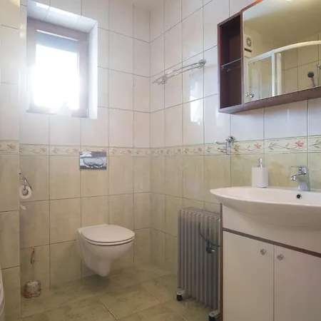 Lejlighed Apartament Jedrzejowka