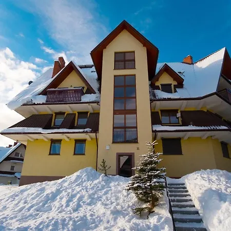Apartament Jedrzejowka Lejlighed